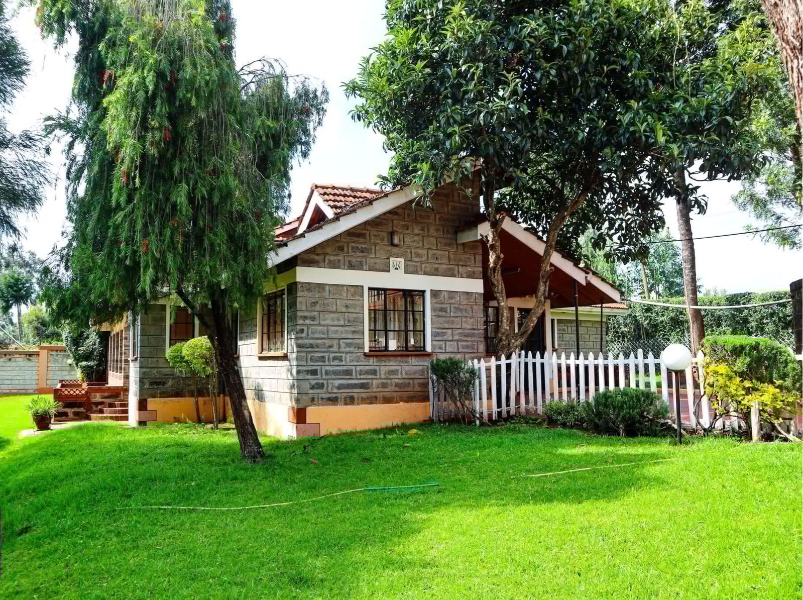 5 bedroom all ensuite bungalow